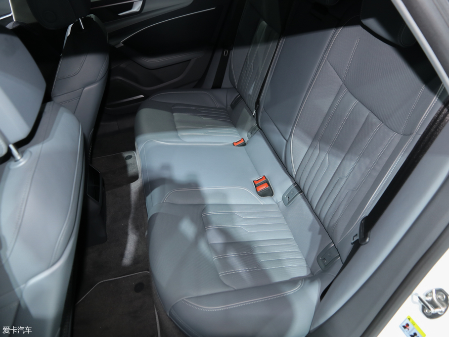 2019WA7 55 TFSI quattro Ӹ