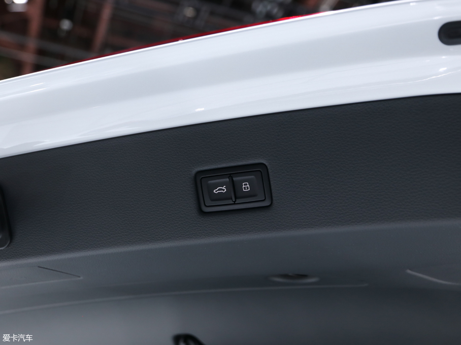 2019?yun)WA7 55 TFSI quattro (dng)