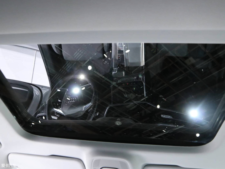 2019WA7 55 TFSI quattro Ӹ