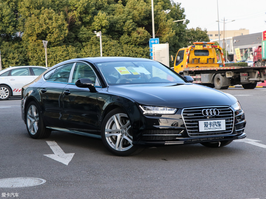 2018款奥迪a750 tfsi quattro 舒适型