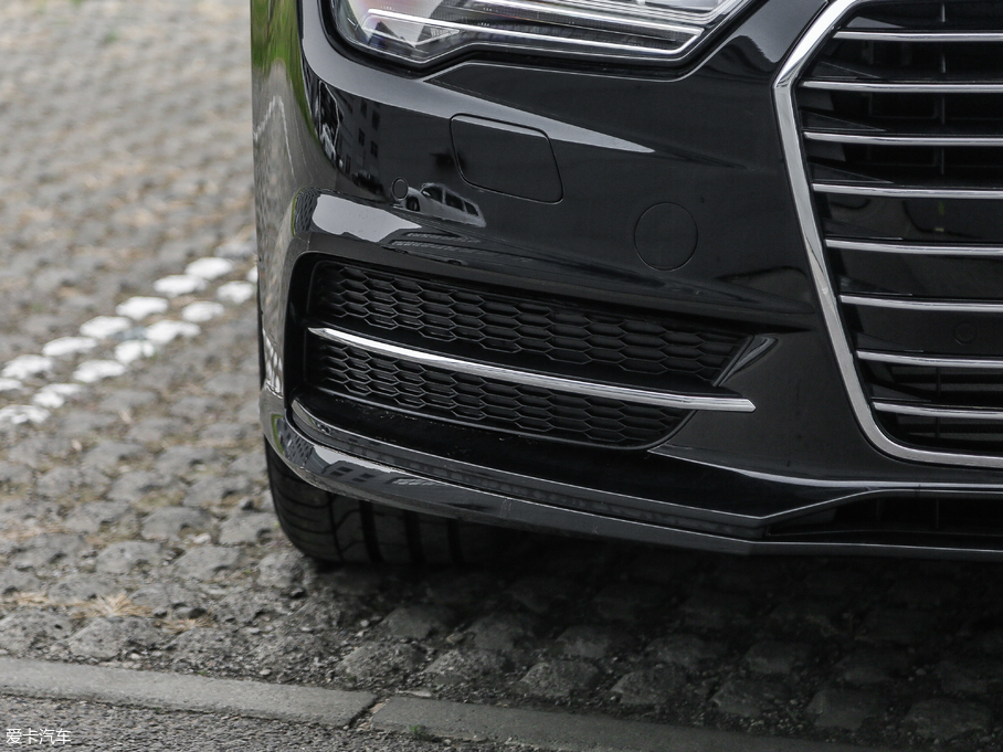 2018WA7 40 TFSI M(jn)ȡ