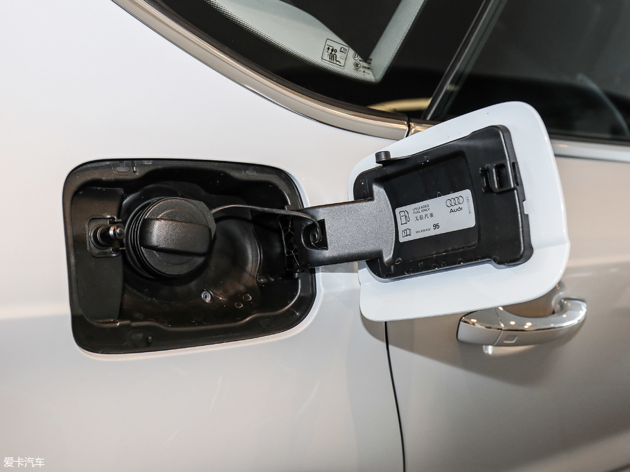 2018WA7 40 TFSI M(jn)ȡ