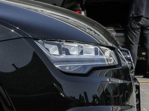 201840 TFSI quattro g ^