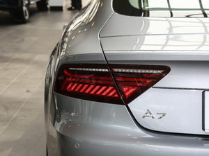 201840 TFSI quattro g ^