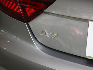 201840 TFSI quattro g ^