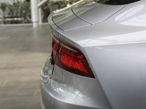 201840 TFSI quattro g ^