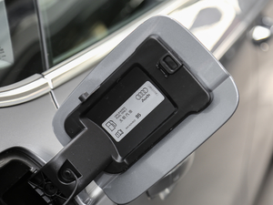 201840 TFSI quattro g ^