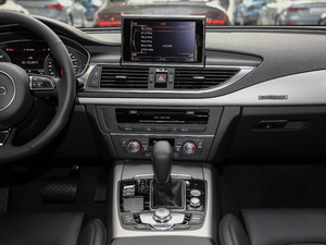 2018款40 TFSI quattro 技术型 中控台