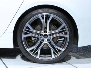 201955 TFSI quattro Ӹ ^