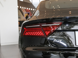 201850 TFSI quattro Ӹ ^