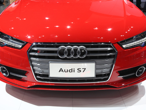 2018Sportback 4.0 TFSI quattro (x)(ji)^