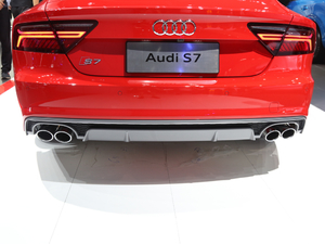 2018Sportback 4.0 TFSI quattro ^