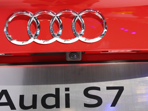 2018Sportback 4.0 TFSI quattro ^