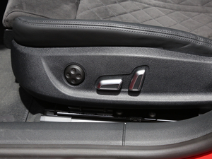 2018Sportback 4.0 TFSI quattro g