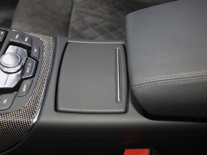 2018Sportback 4.0 TFSI quattro g