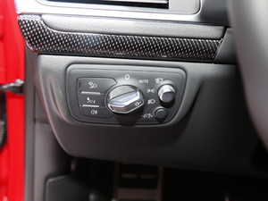 2018Sportback 4.0 TFSI quattro g