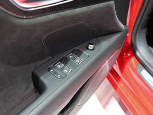 2018Sportback 4.0 TFSI quattro п؅^(q)