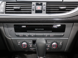 2018Sportback 4.0 TFSI quattro п؅^(q)