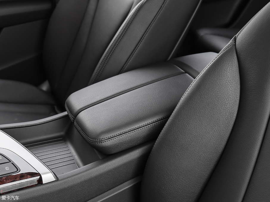 2018WQ7 45TFSI S line\