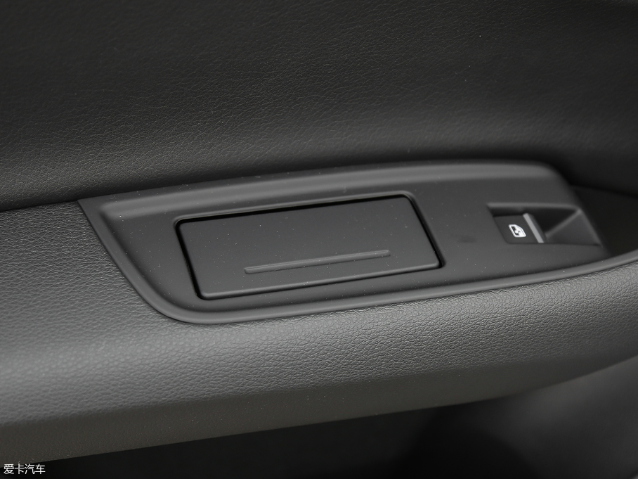 2018WQ7 45TFSI S line\