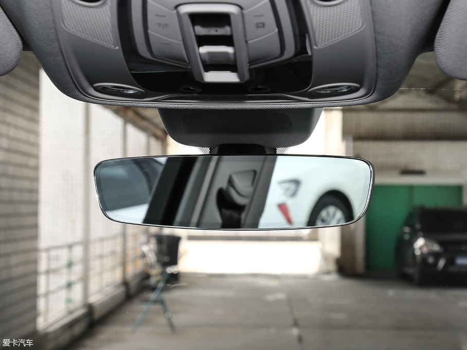 2018WQ7 45TFSI S line\