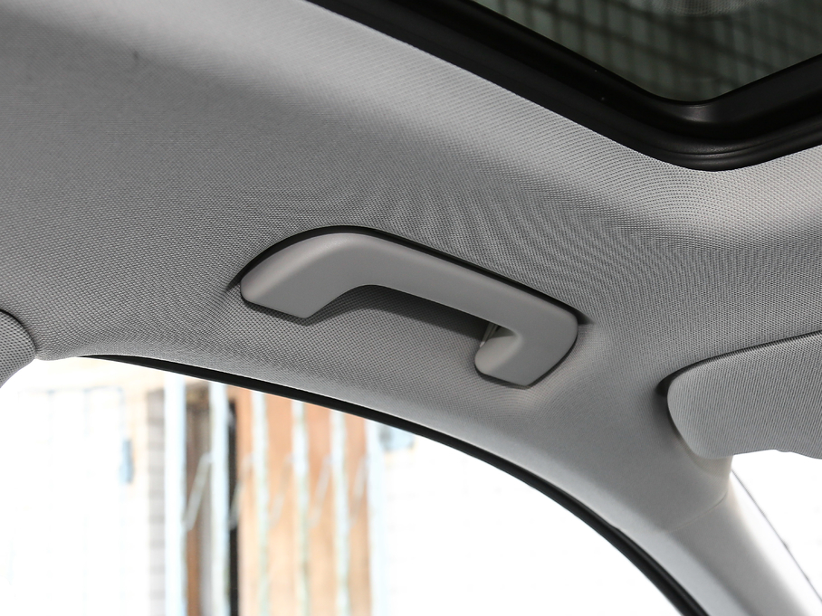 2018WQ7 45TFSI S line\