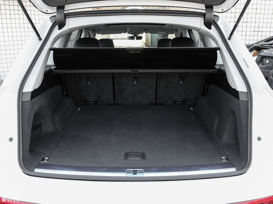 2018WQ7 45TFSI S line\