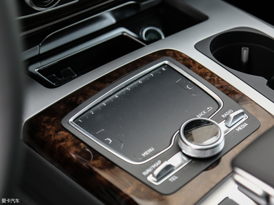 2018��W��Q7 45TFSI S line�\����