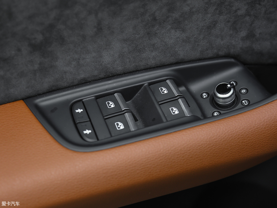 2018?yun)WQ7 45TFSI F