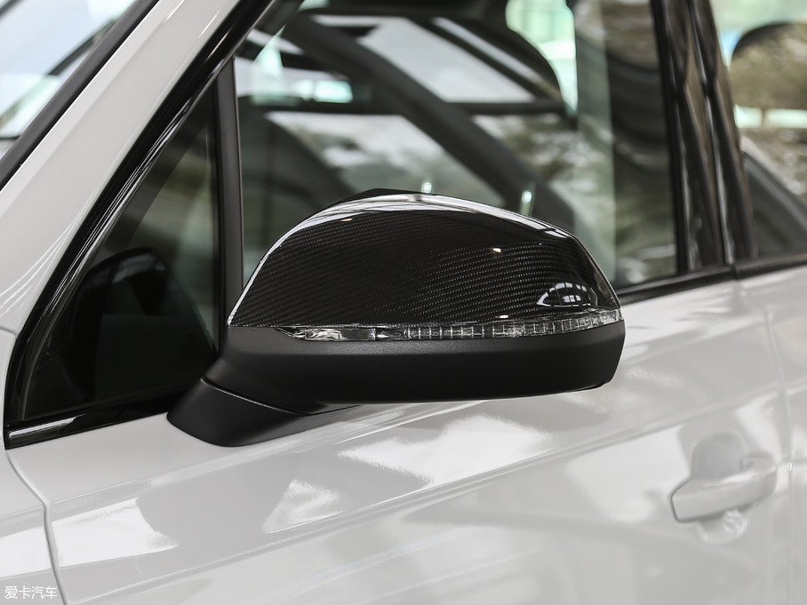 2018WQ7 40TFSI S line\