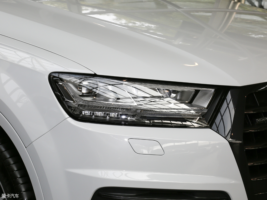 2018WQ7 40TFSI S line\