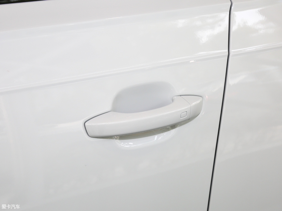 2018WQ7 40TFSI S line\