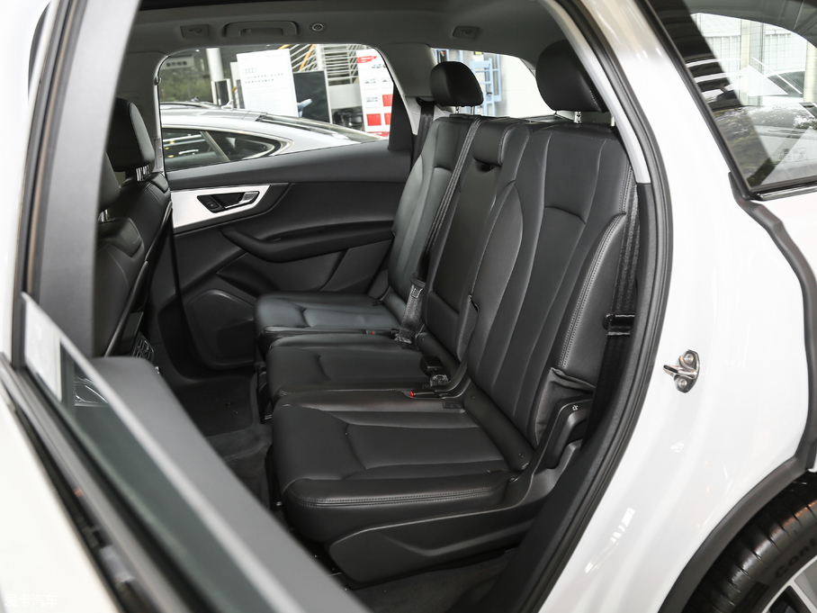 2018WQ7 40TFSI S line\