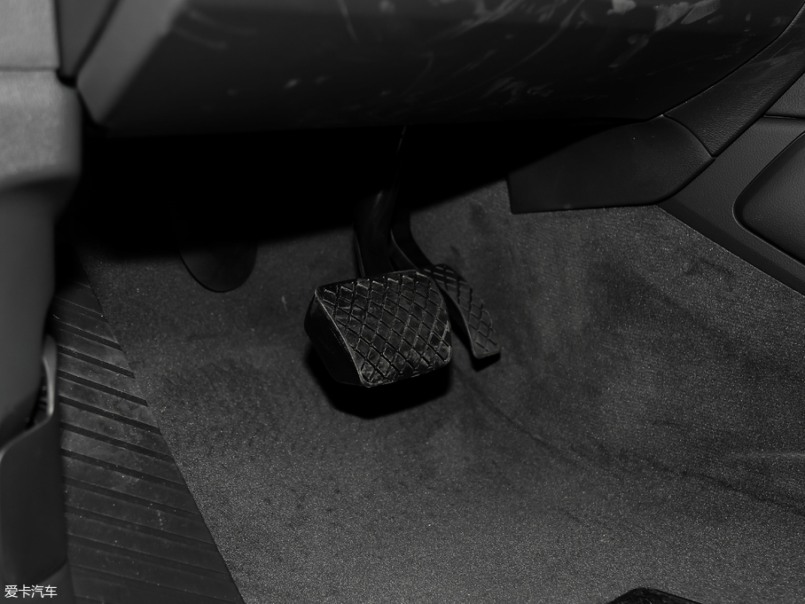 2018WQ7 40TFSI S line\