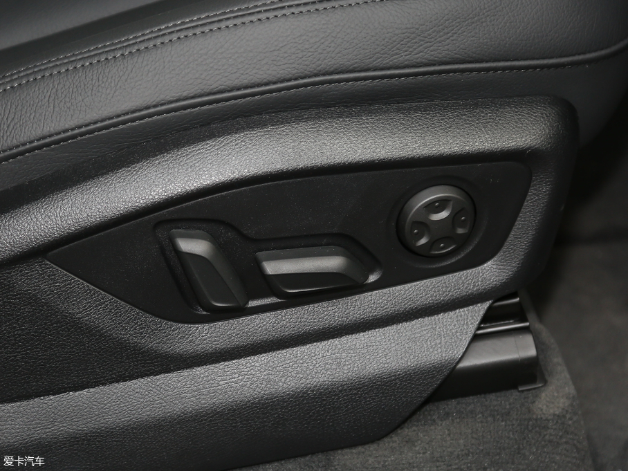 2018WQ7 40TFSI S line\