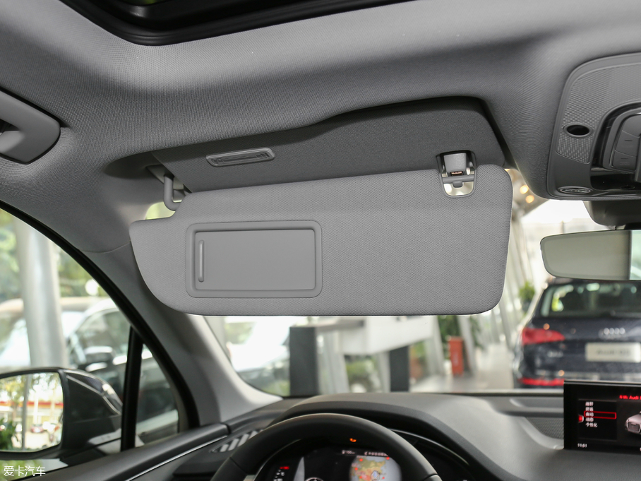 2018WQ7 40TFSI S line\