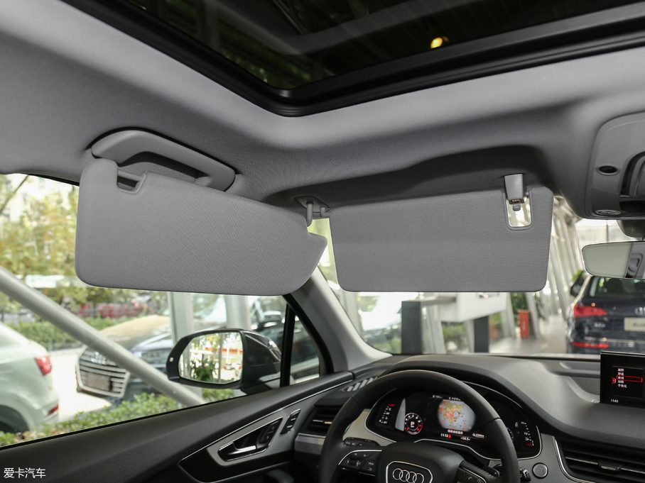 2018WQ7 40TFSI S line\