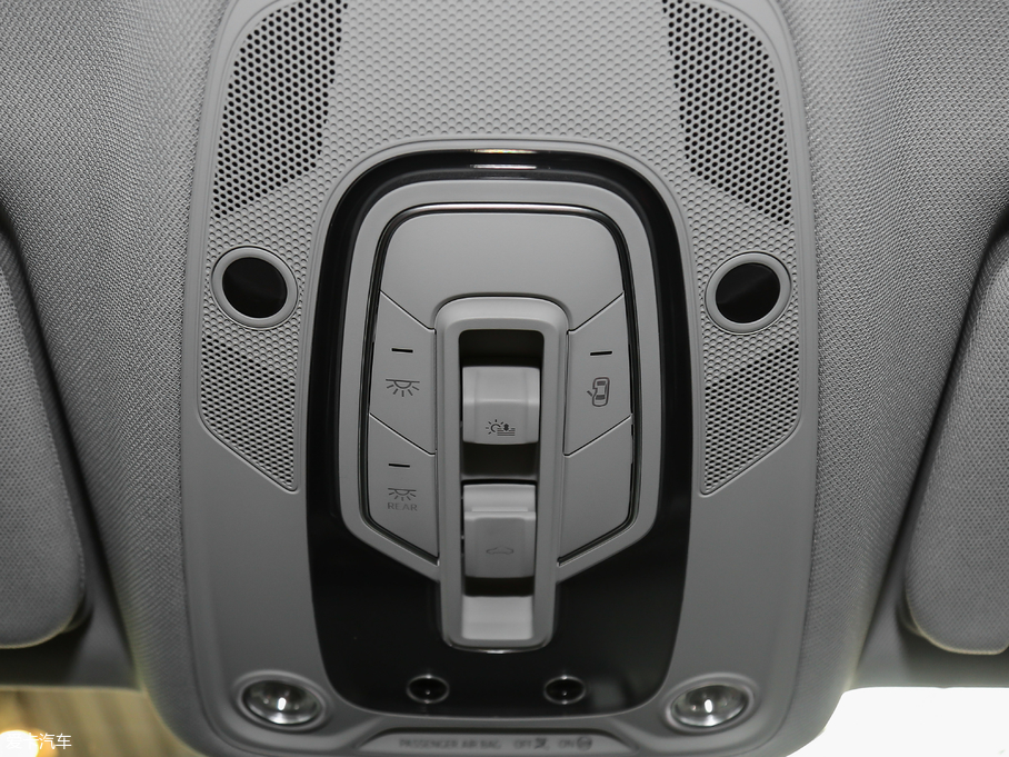 2018WQ7 40TFSI S line\