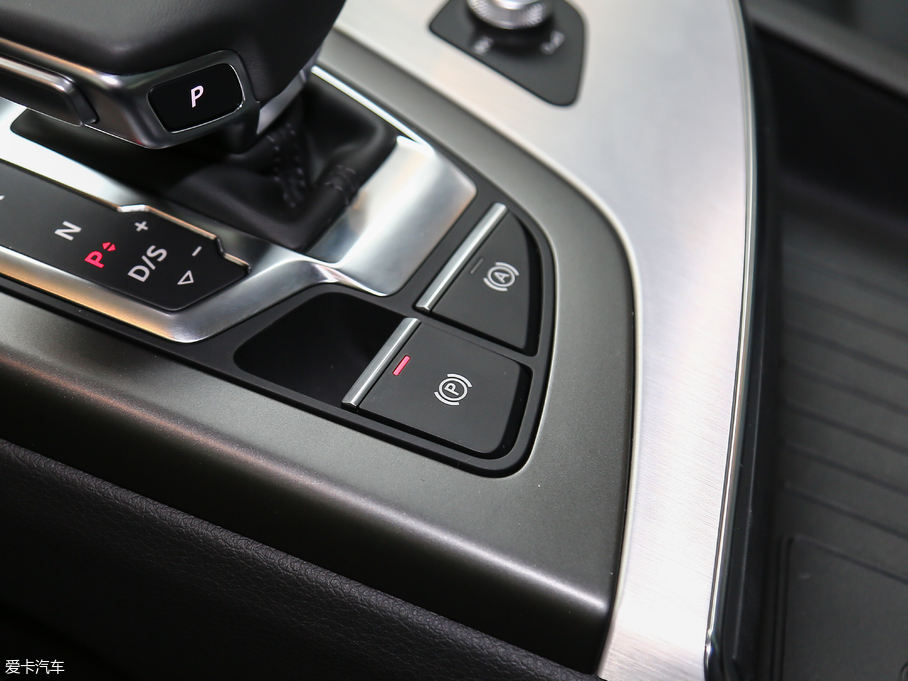 2018WQ7 40TFSI S line\