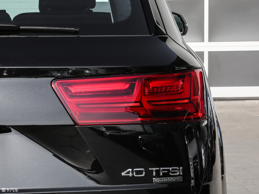 2018µQ7 40TFSI 