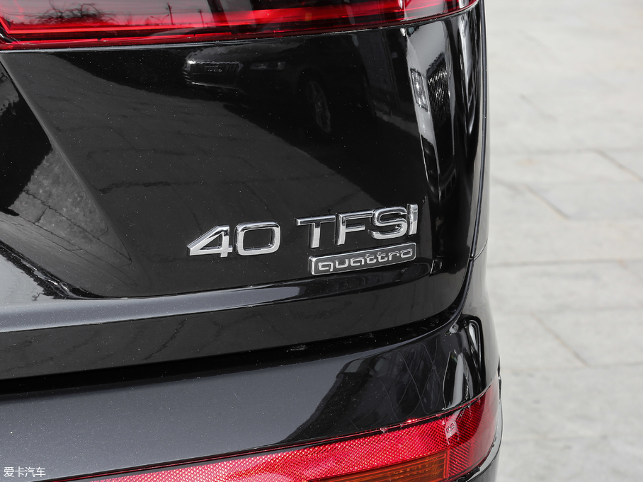 2018?yun)WQ7 40TFSI m