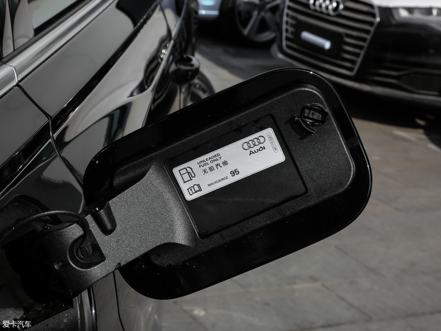 2018?yun)WQ7 40TFSI m