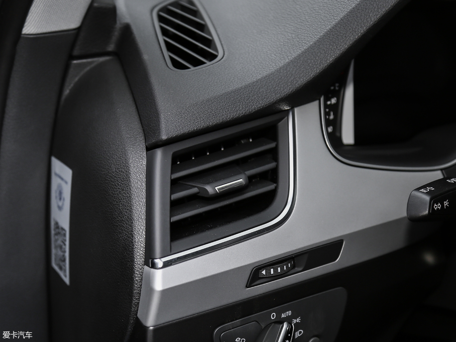 2018?yun)WQ7 40TFSI m