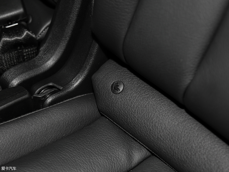 2018?yun)WQ7 40TFSI m