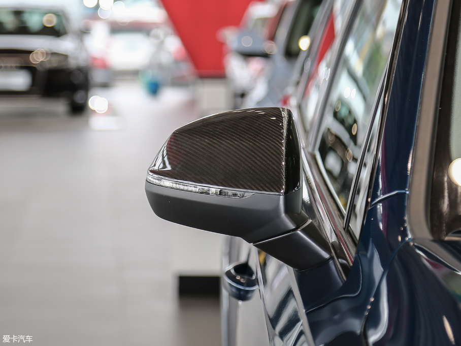 2018?yun)WQ7 45TFSI F