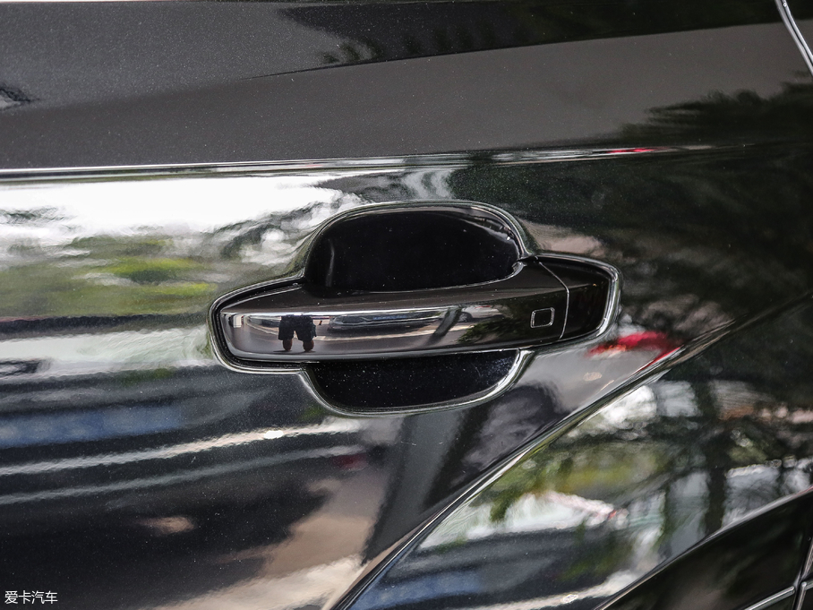 2018WQ7 45TFSI S line\