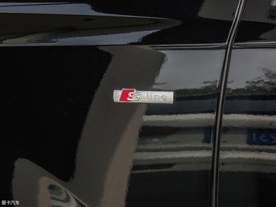 2018WQ7 45TFSI S line\