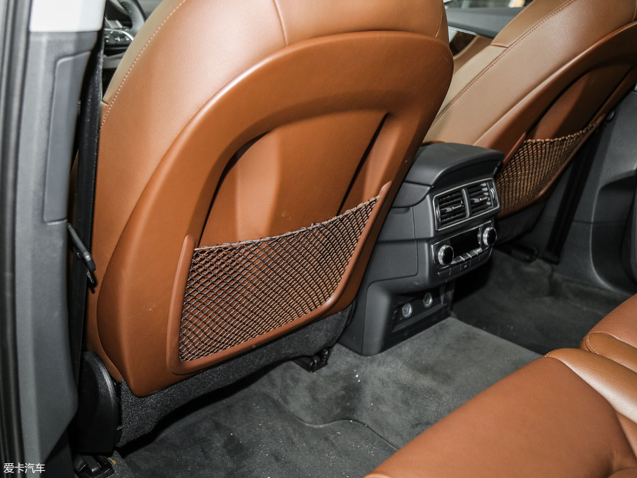 2018WQ7 45TFSI S line\