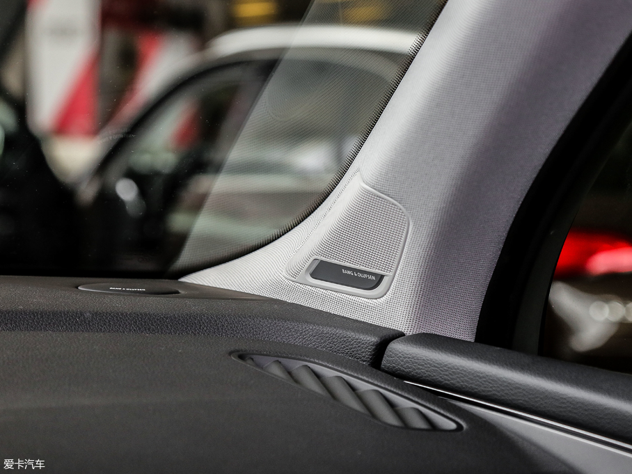 2018��W��Q7 45TFSI S line�\����