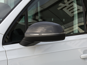 201845TFSI S line\ ^